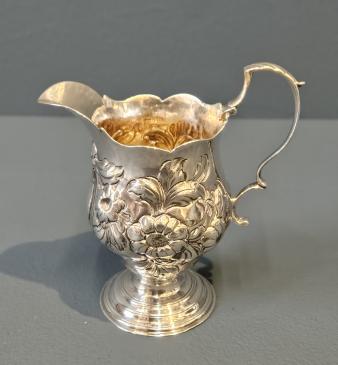 George III silver cream jug 