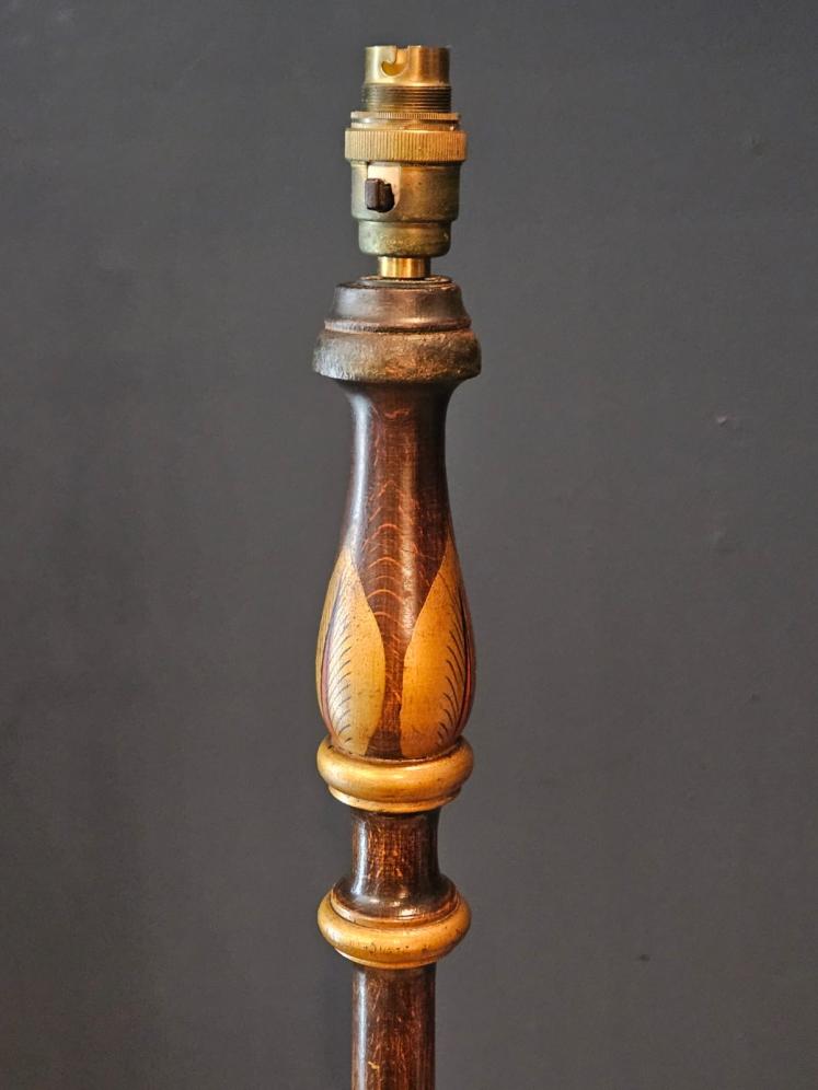 1920's Chinoiserie Decorated Lamp Standard - Image 7