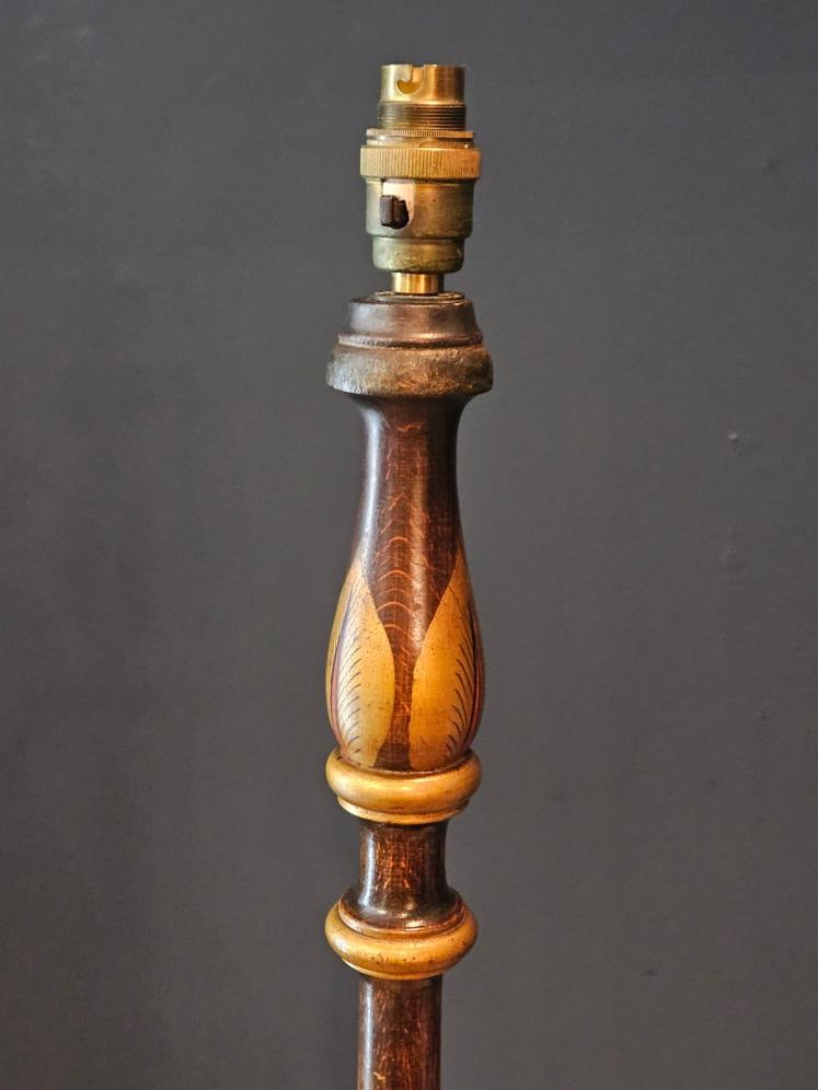 1920's Chinoiserie Decorated Lamp Standard - Image 6