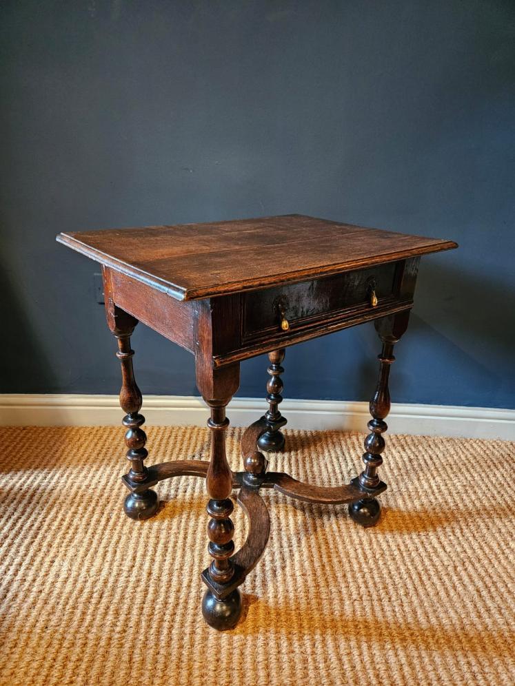 Small Period Oak Single Drawer Side Table - Image 6