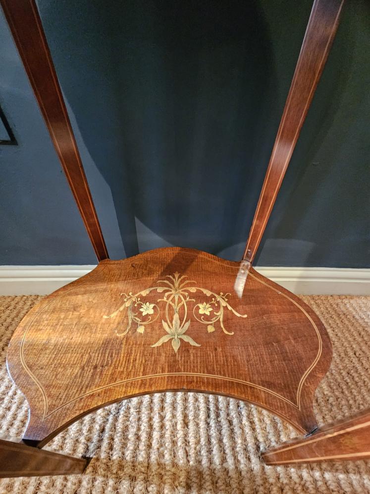 Fine Quality Edwardian Inlaid Mahogany Kidney Shaped Occasional Table - Image 5