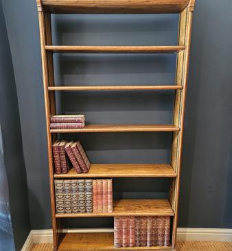 Edwardian Oak Open Bookcase - Image