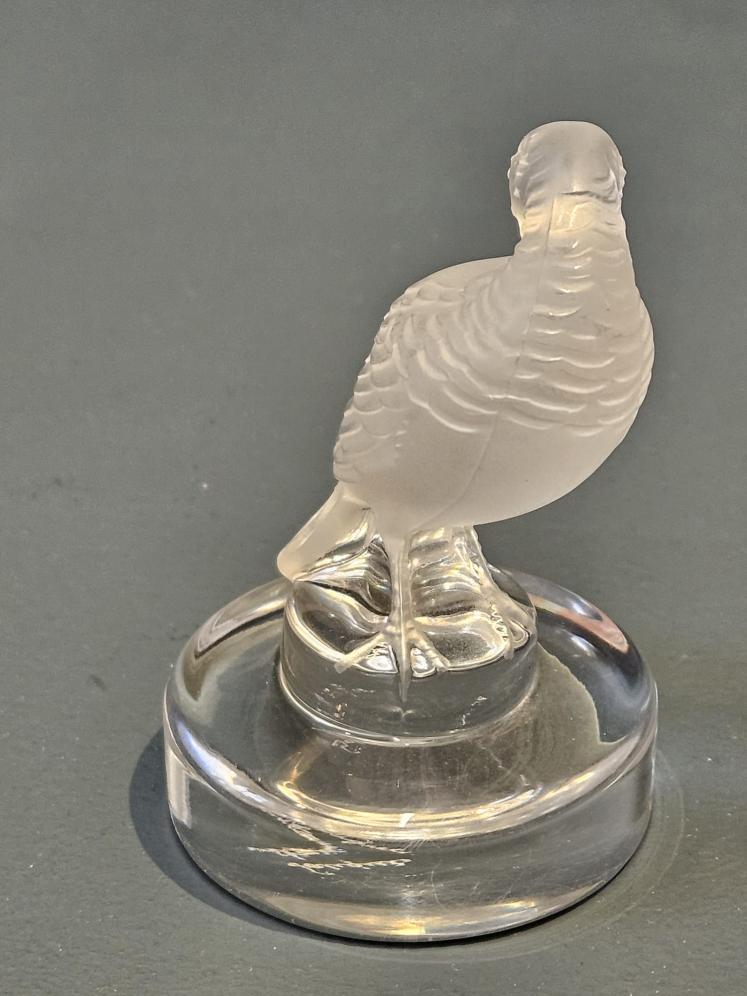 Lalique Preening Bird Paperweight - Image 4