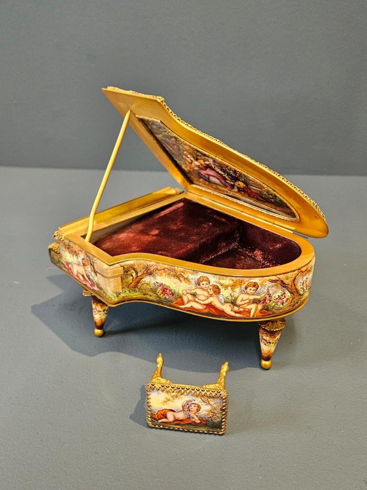 Austrian Enamel and Ormolu Piano Music Box - Image 3