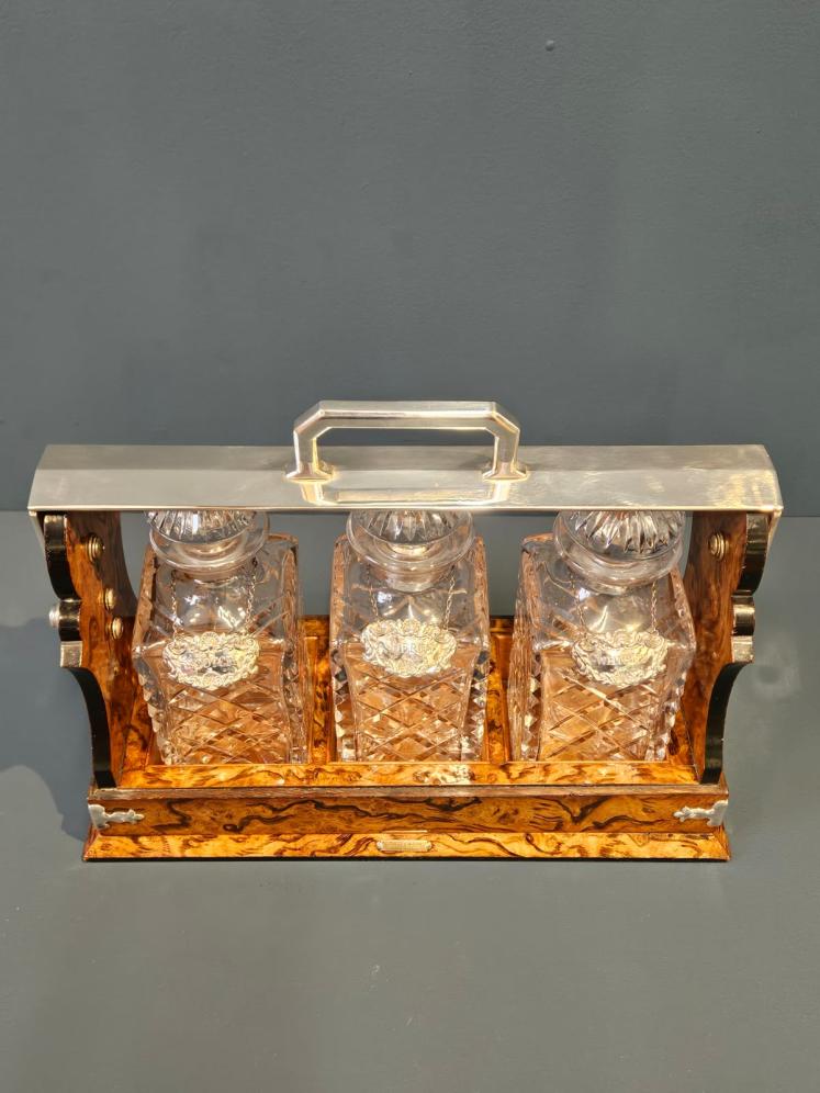Superb Quality Victorian Tantalus - Image 7