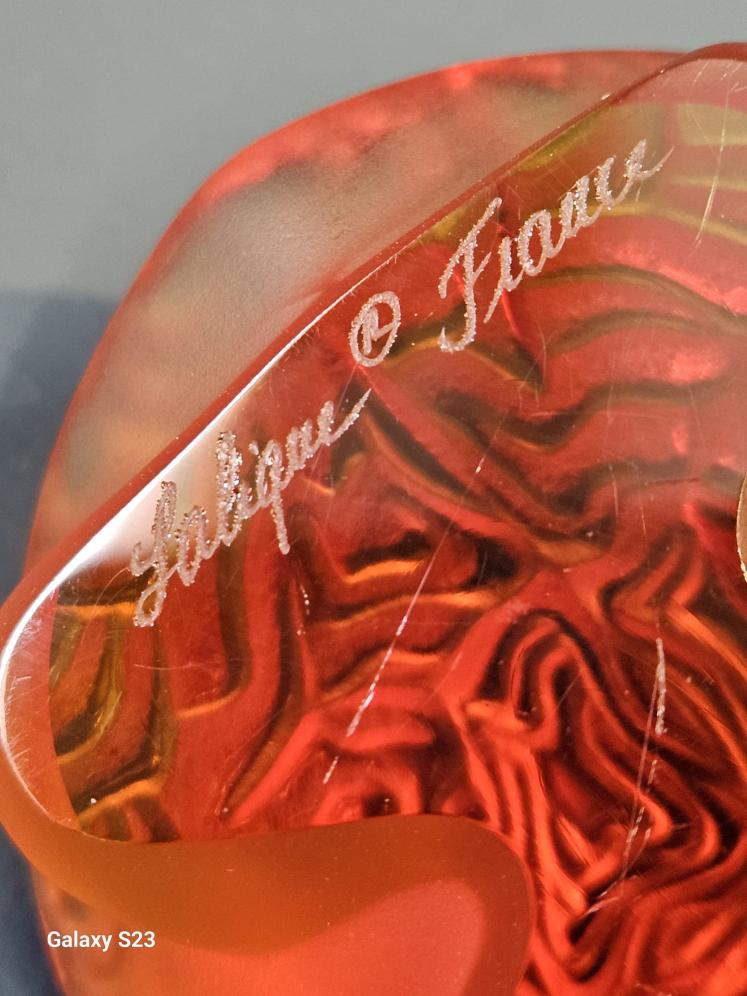 Small Lalique Amber Glass Turtle  - Image 7