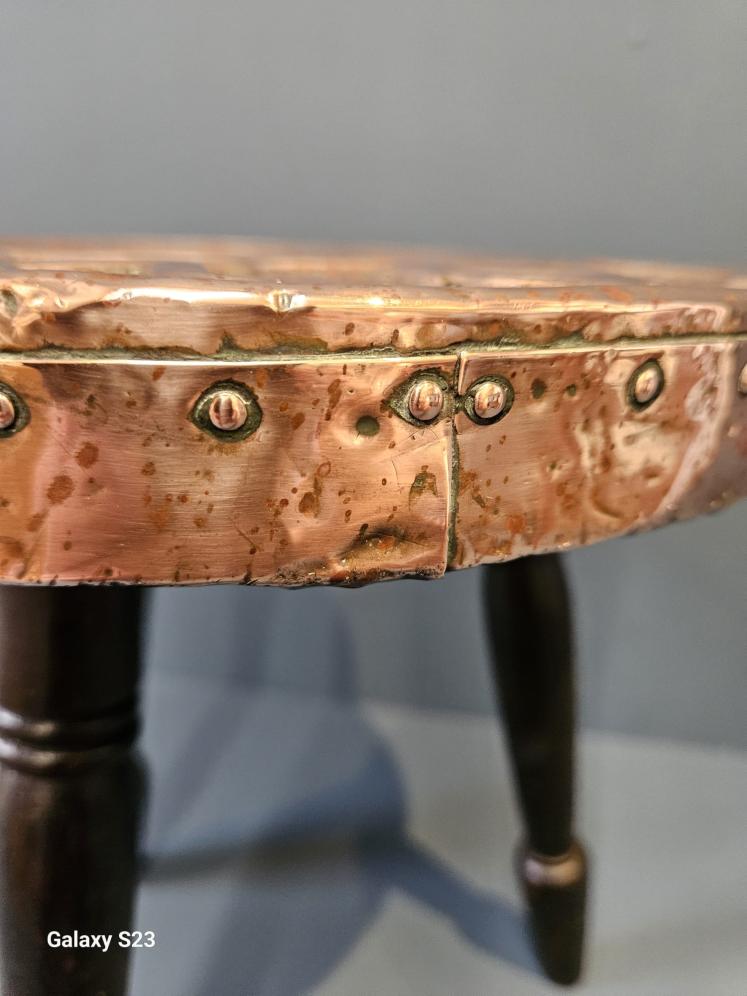 Arts and Crafts 'Sit ye on' Glasgow School Stool - Image 5