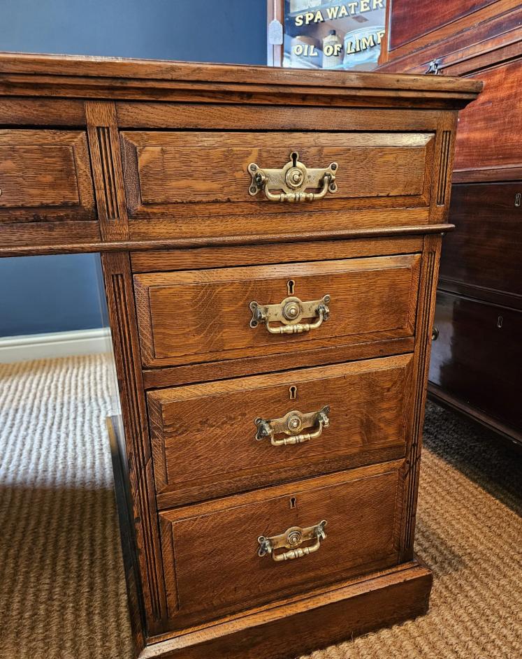Quality Victorian Solid Oak Pedestal Desk by Maples London  - Image 10