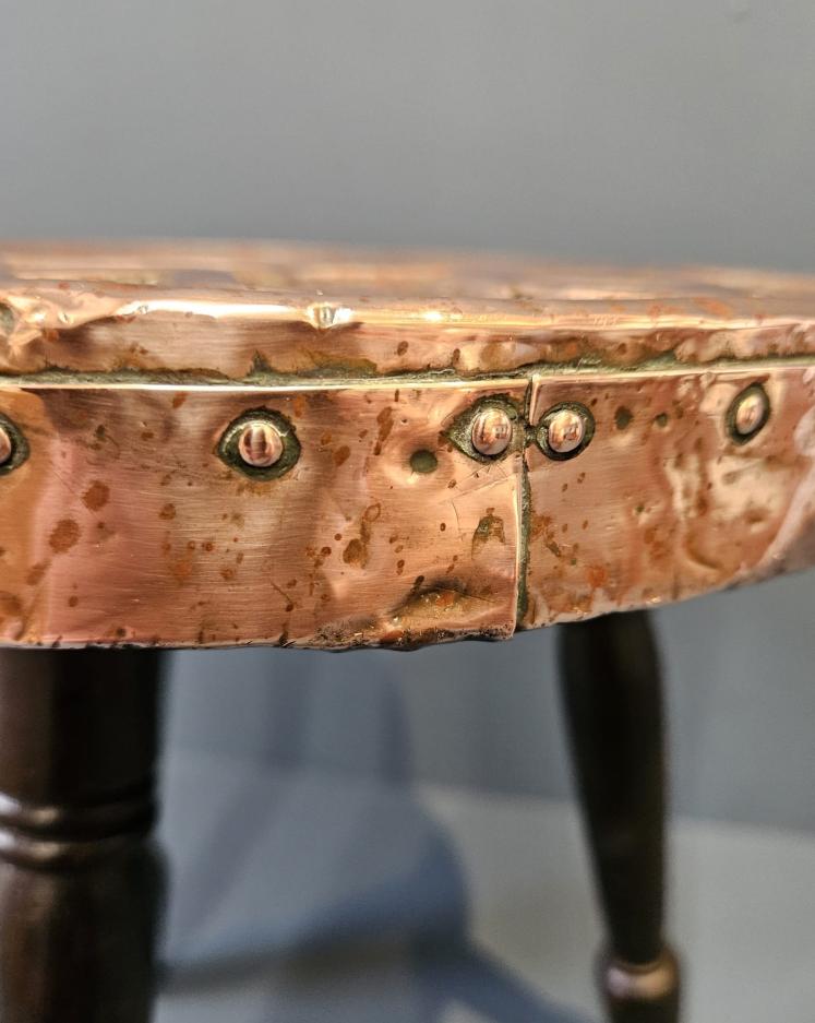 Edwardian Arts and Crafts 'Sit ye on' Glasgow School Stool - Image 3