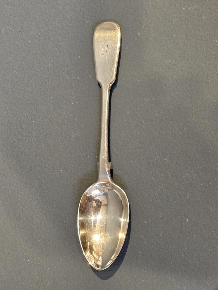 Set of Six Victorian Chester Silver Tea Spoons - Image 2