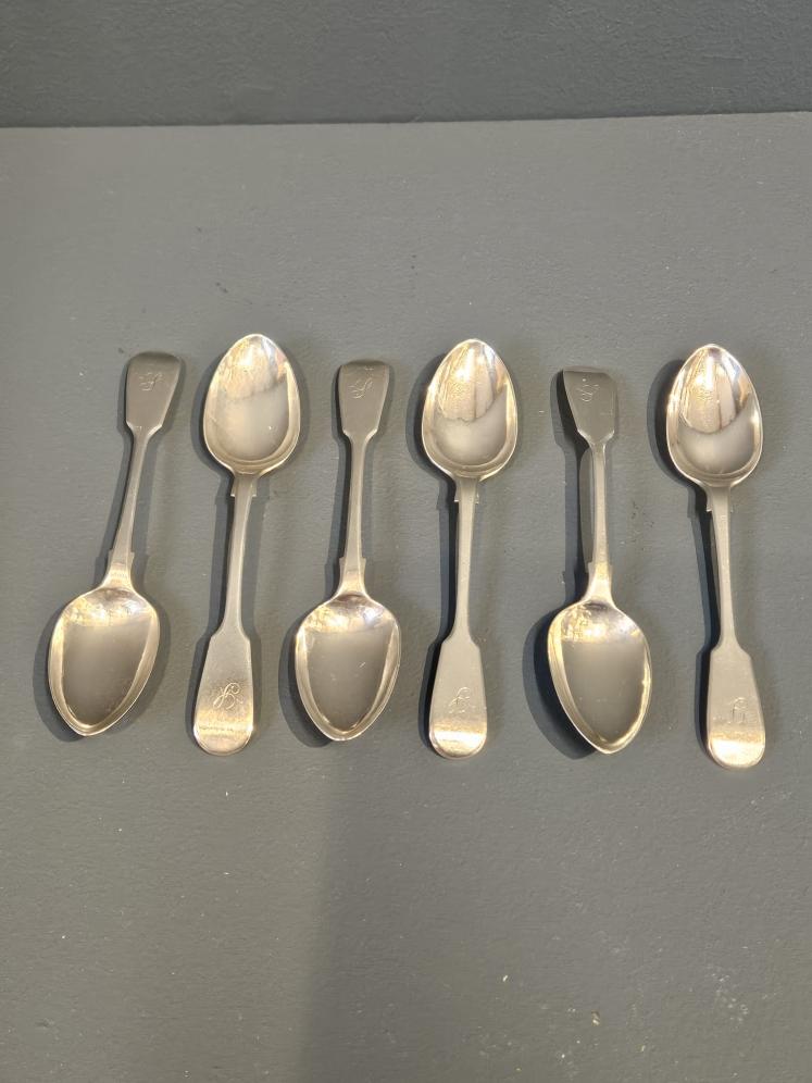 Set of Six Victorian Chester Silver Tea Spoons - Image 1