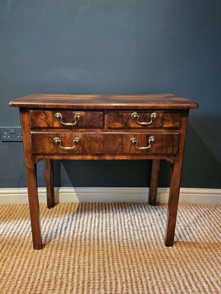 Georgian Walnut Side Table - Image 1