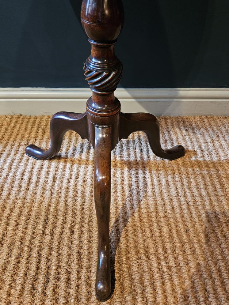 Superb George III Mahogany Snap Top Tripod Table - Image 5