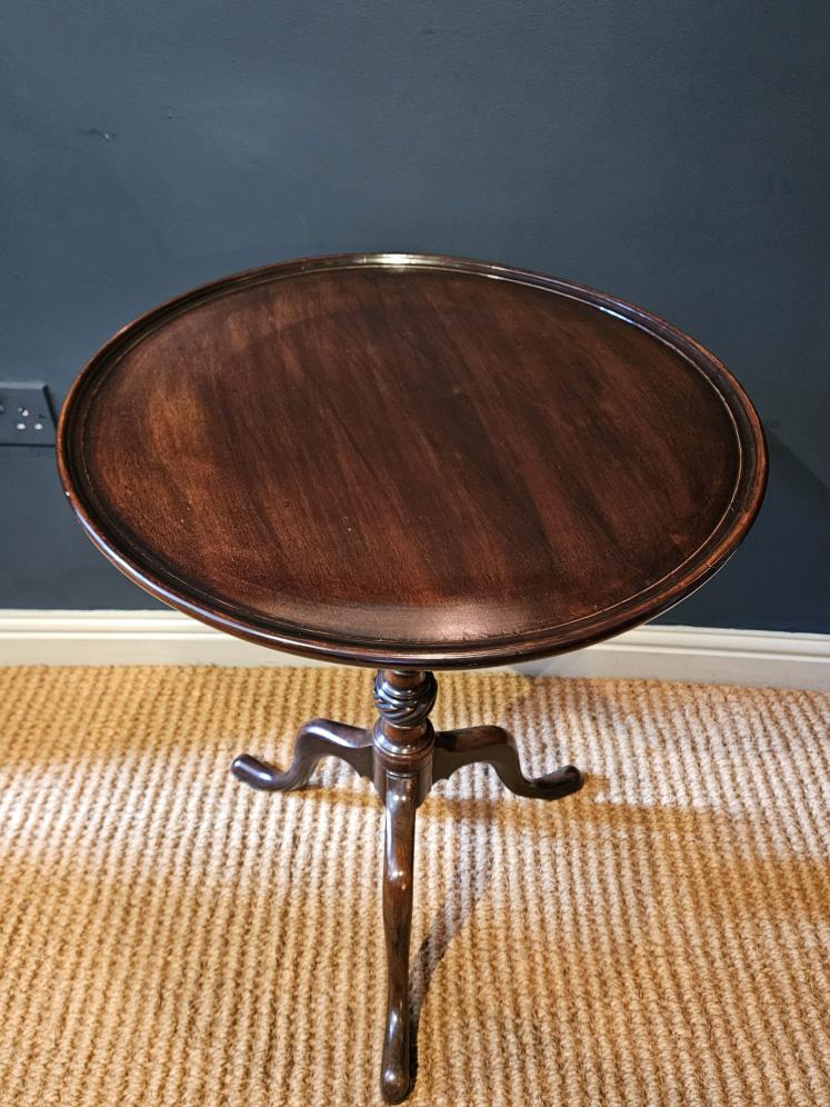 Superb George III Mahogany Snap Top Tripod Table - Image 4