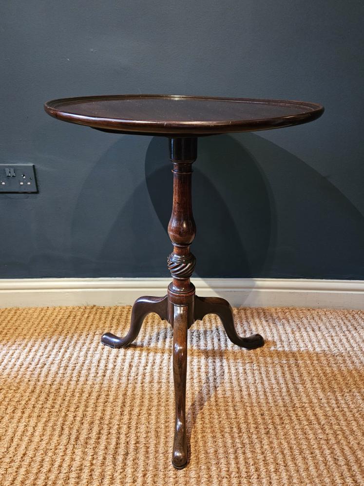 Superb George III Mahogany Snap Top Tripod Table - Image 1