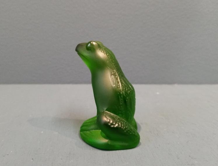Lalique Dark Green Opalescent Frog - Image 4