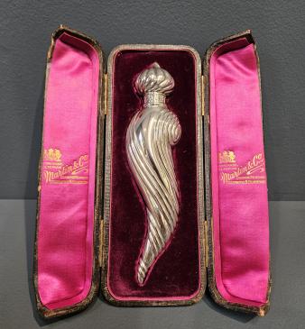 Superb Victorian Silver Corniche Shell Scent Bottle