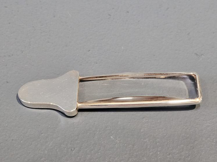 Silver Magnifying Glass - Image 2