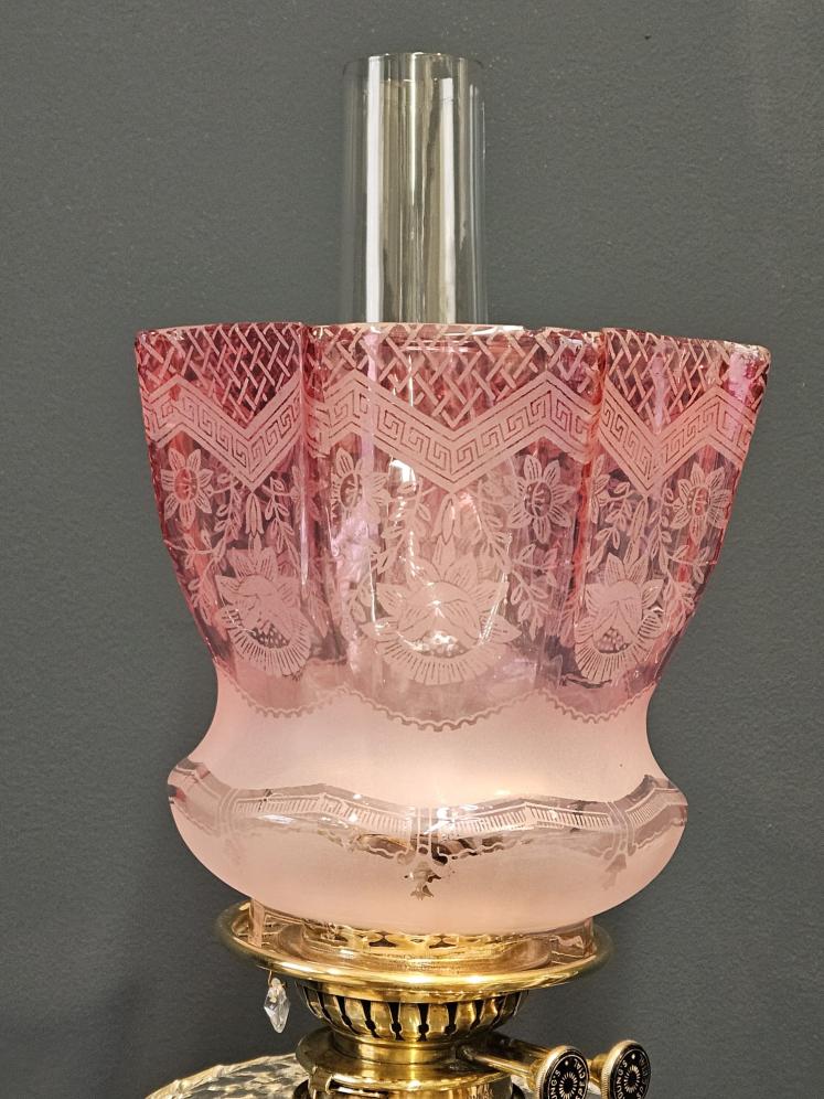 Victorian Corinthian Column Oil Lamp With Cranberry Shade  - Image 6