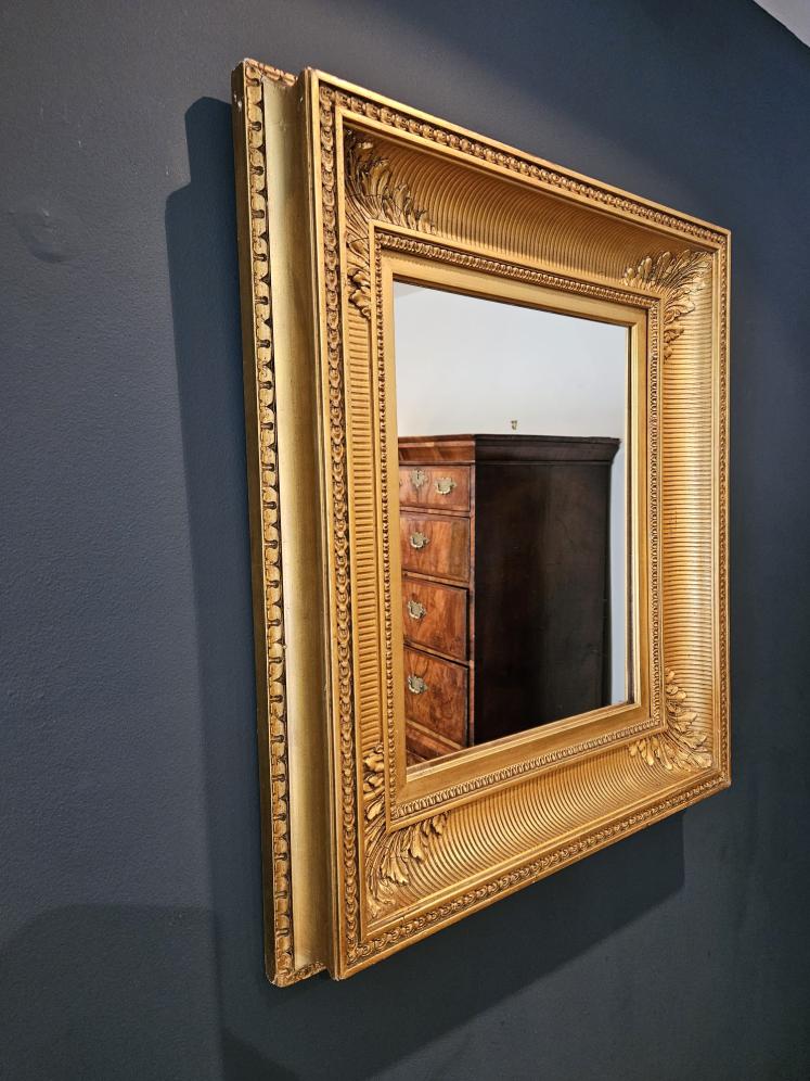 Victorian Gilt Mirror With Acanthus Leaf Decoration - Image 3