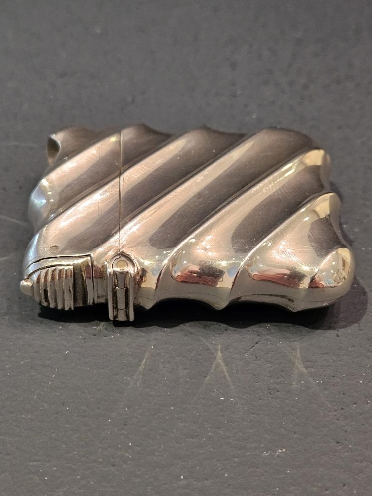Unusual Silver Vesta Case with Cheroot Cutter - Image 3
