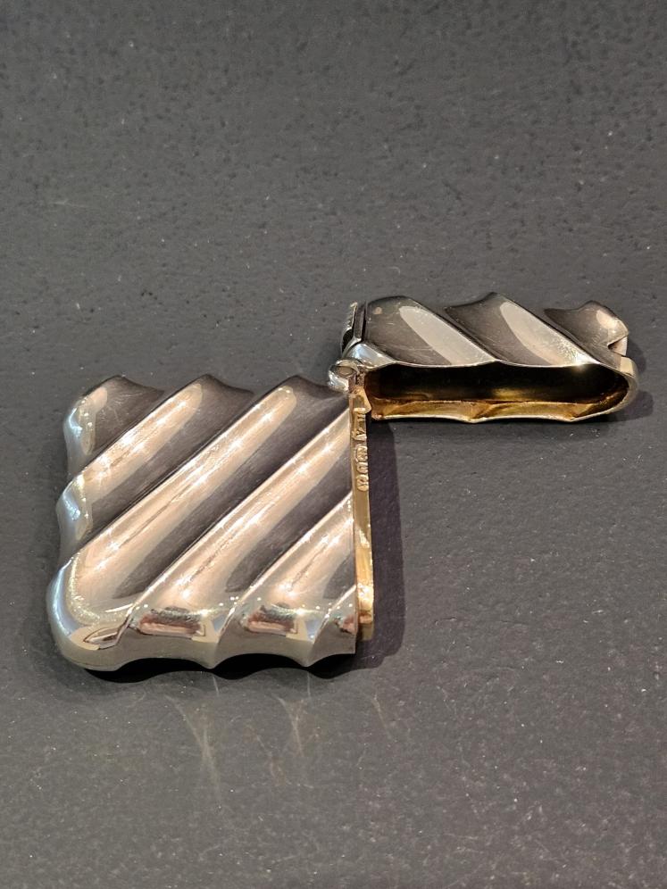 Unusual Silver Vesta Case with Cheroot Cutter - Image 2
