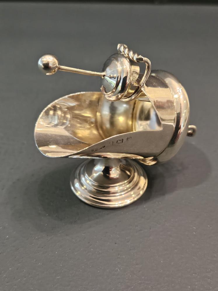 Edwardian Silver Miniature Coal Scuttle Salt Cellar - Image 1
