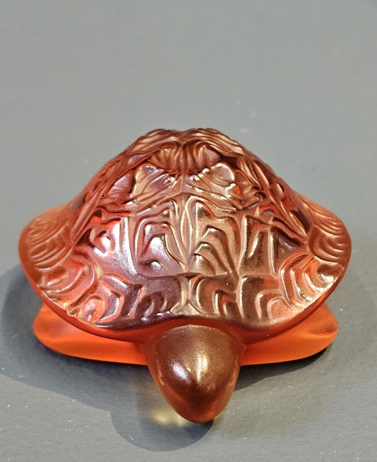 Small Lalique Amber Glass Turtle - Image 3
