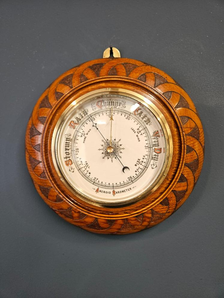 Victorian Turned Oak Cased Barometer  - Image 5