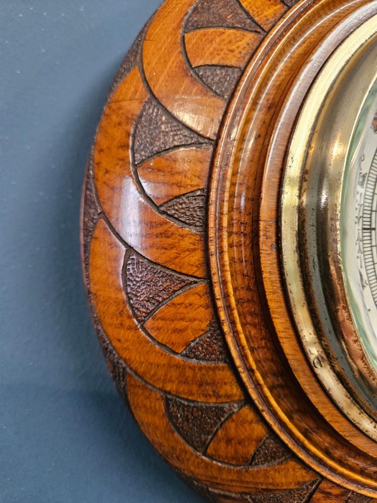 Victorian Turned Oak Cased Barometer  - Image 4