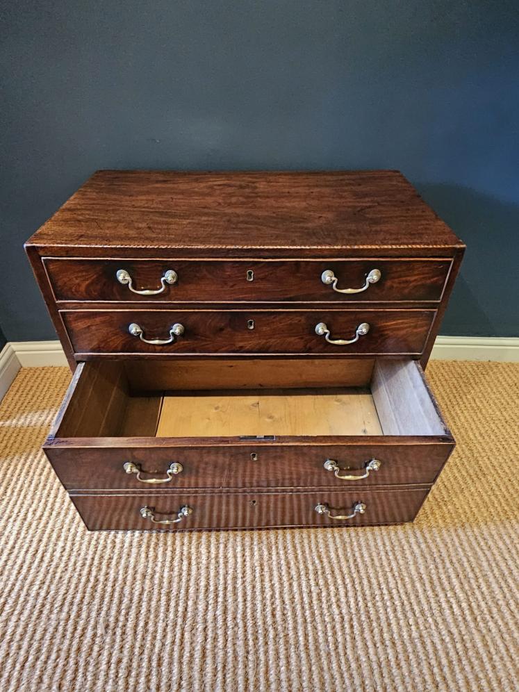 George III Mahogany Chest With Double Depth Bottom Drawer  - Image 7