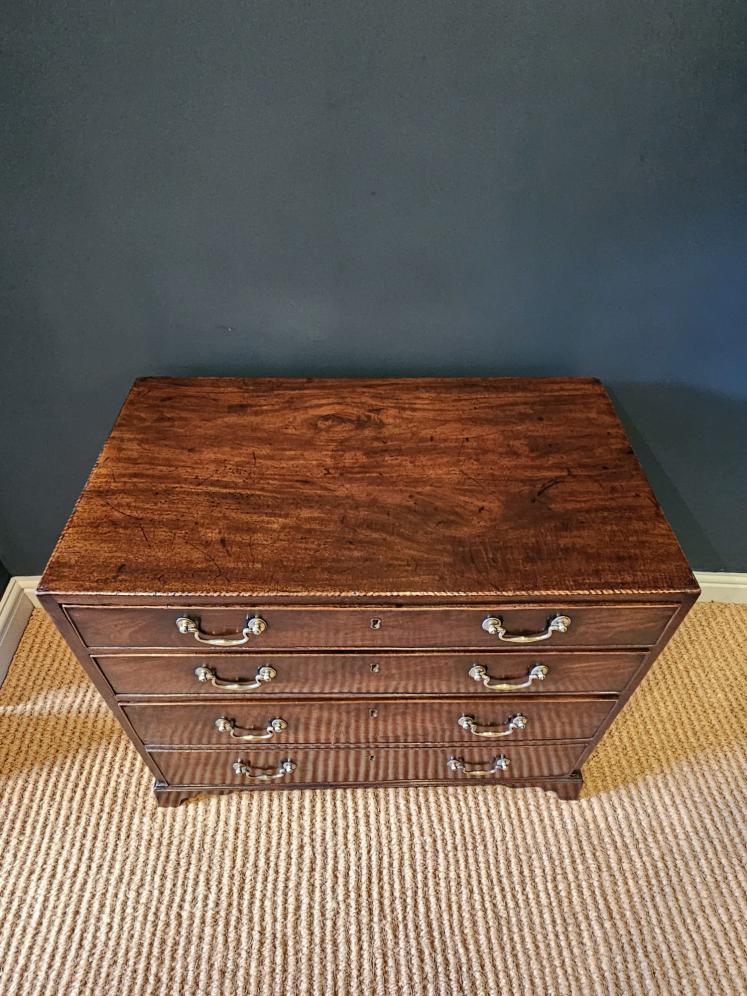 George III Mahogany Chest With Double Depth Bottom Drawer  - Image 6