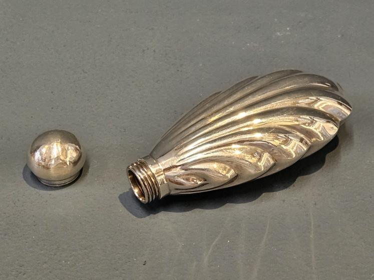 Victorian Silver Shell Scent Bottle  - Image 4