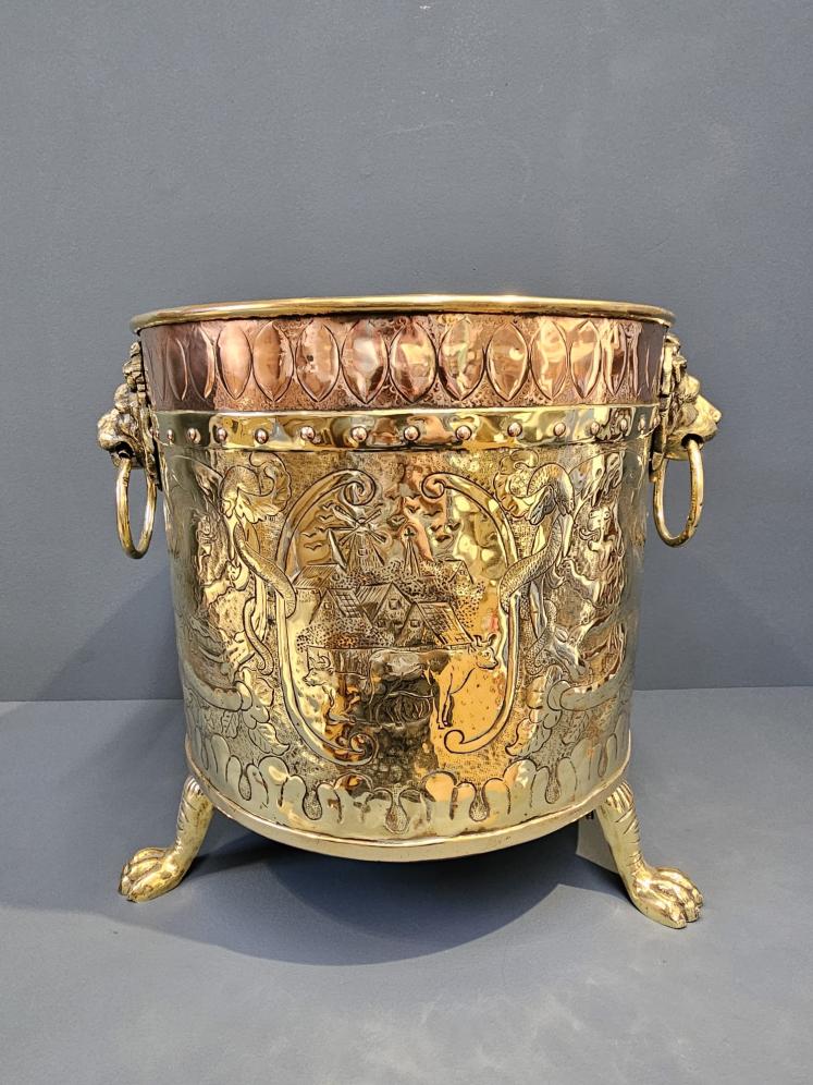 Superb Victorian Embossed Brass Log Bin with Copper Band - Image 2