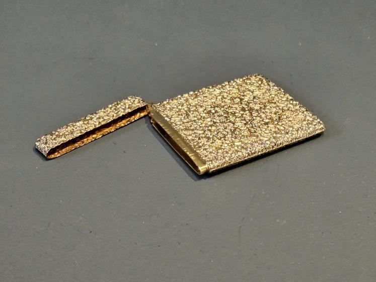 Victorian Embossed Floral Silver Gilt Card Case by George Unite - Image 5