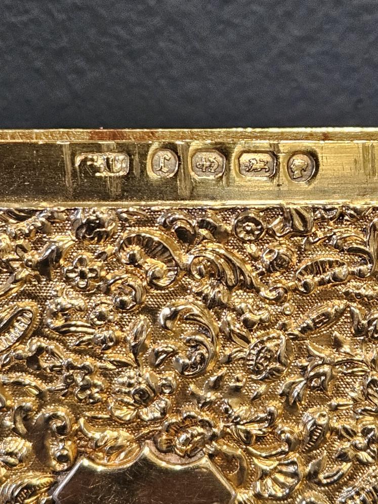 Victorian Embossed Floral Silver Gilt Card Case by George Unite - Image 2