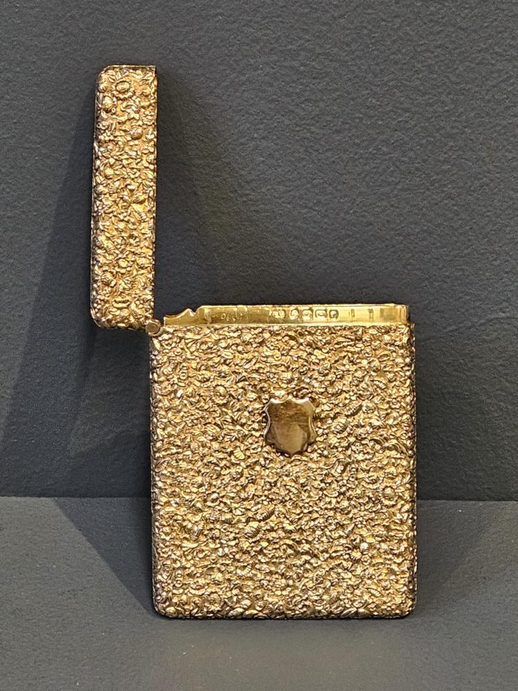 Victorian Embossed Floral Silver Gilt Card Case by George Unite - Image 1