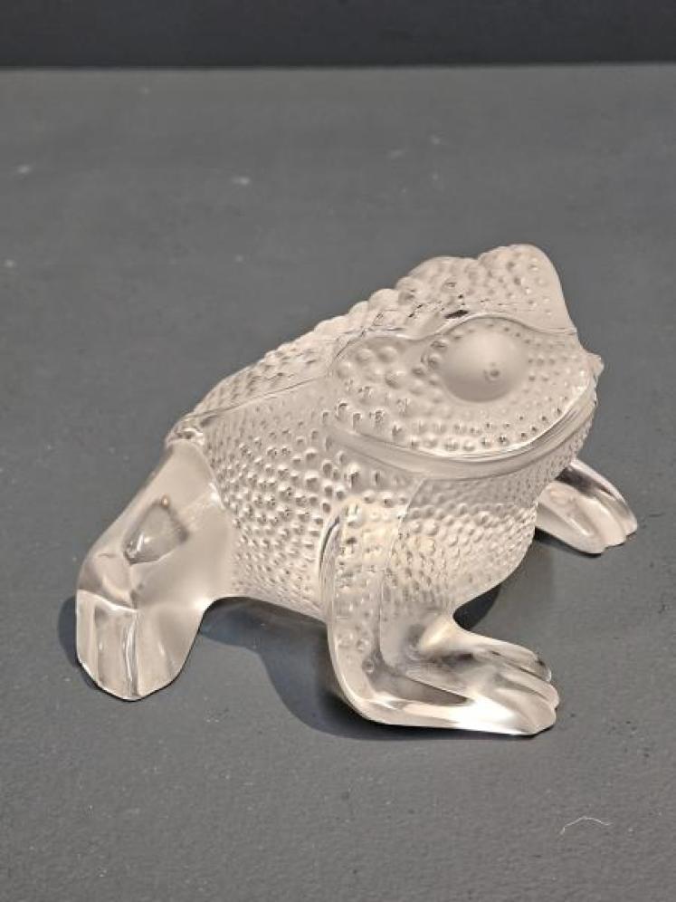 Lalique Sitting Toad - Image 7
