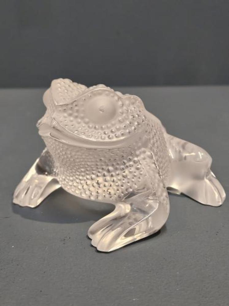 Lalique Sitting Toad - Image 1