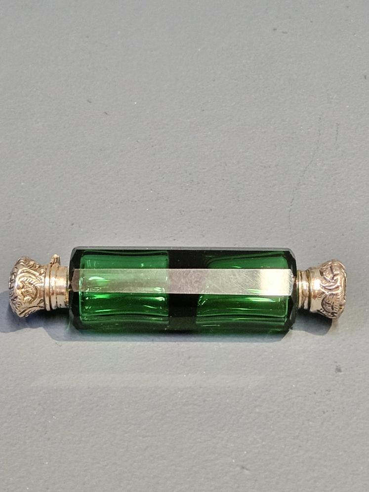 Victorian Emerald Glass Scent and Smelling Salts Bottle - Image 8