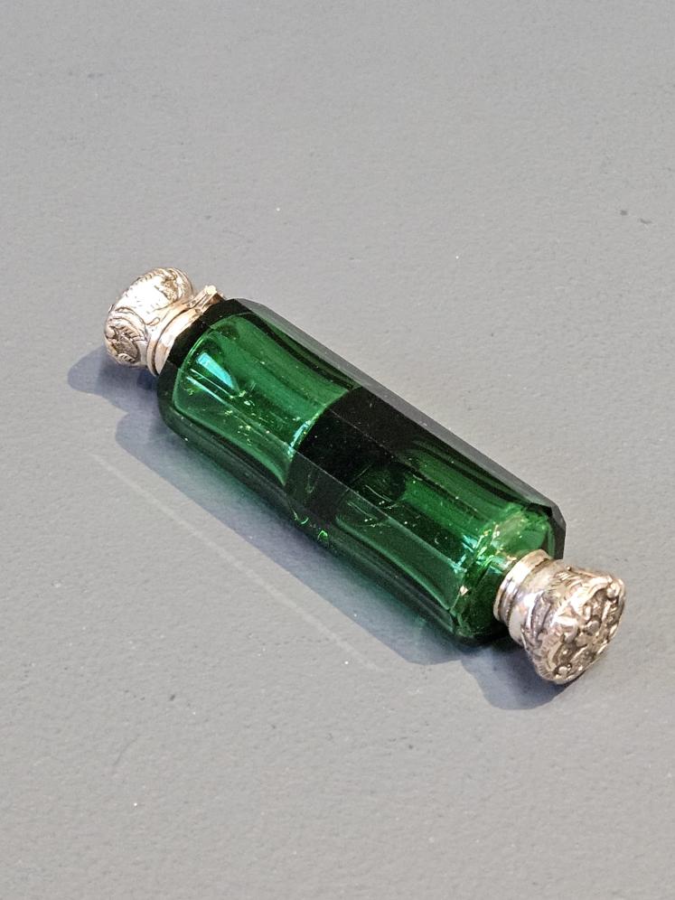 Victorian Emerald Glass Scent and Smelling Salts Bottle - Image 1