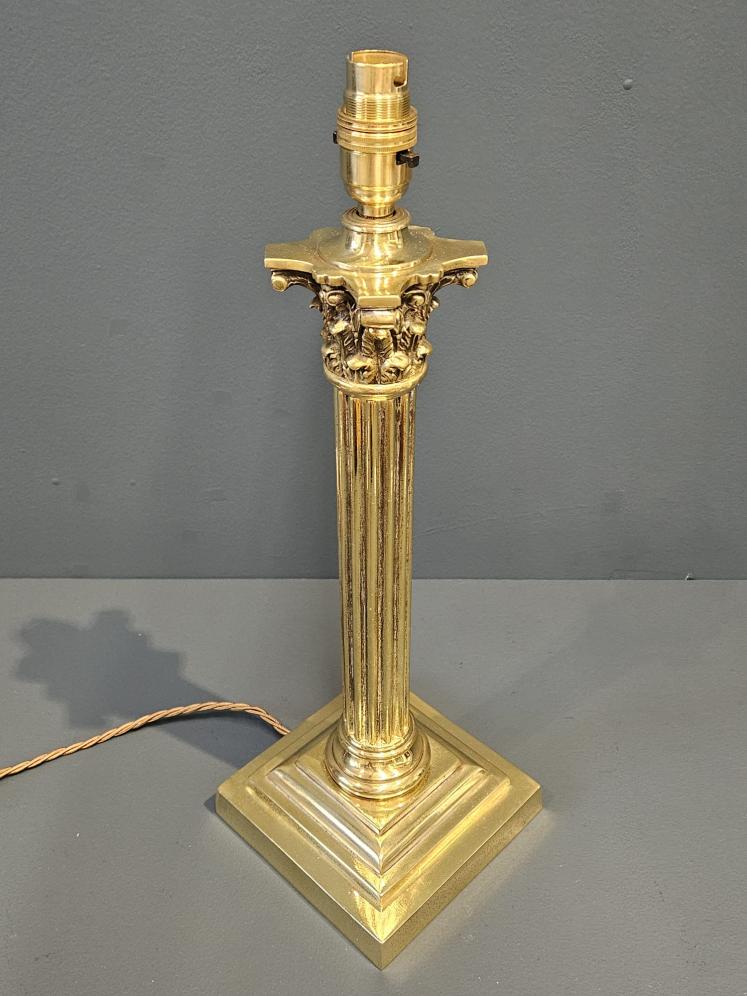 Victorian Brass Corinthian Column Table Lamp - Image 5
