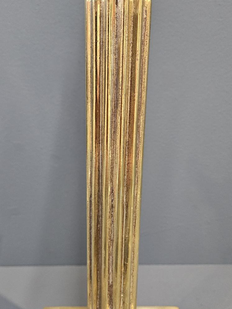 Victorian Brass Corinthian Column Table Lamp - Image 4