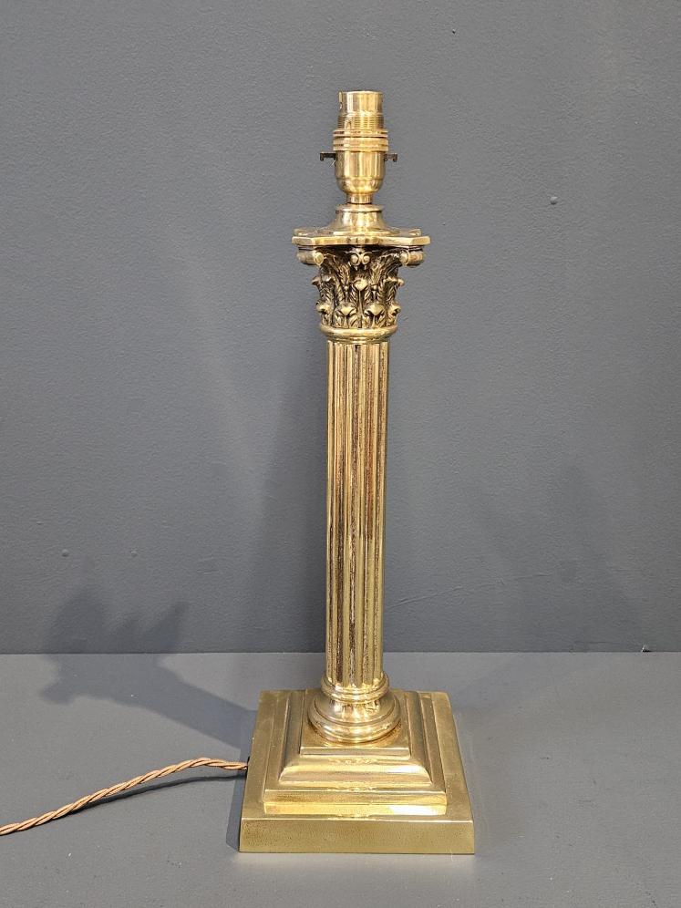 Victorian Brass Corinthian Column Table Lamp - Image 1