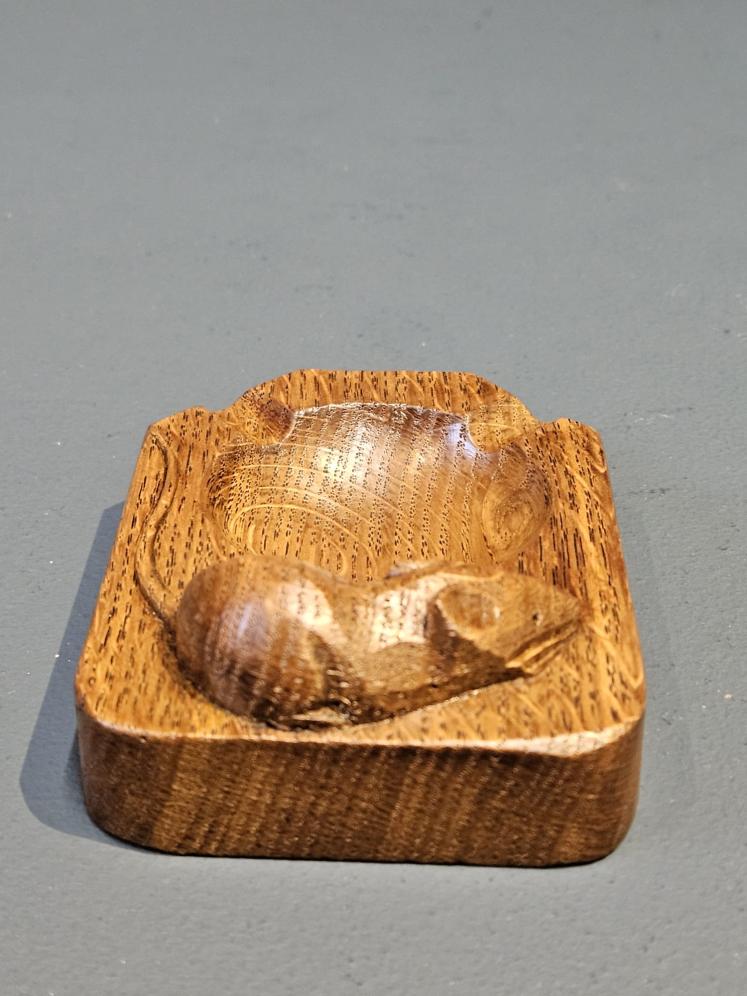 Thompson of Kilburn Mouseman Ash or Pin Tray - Image 5