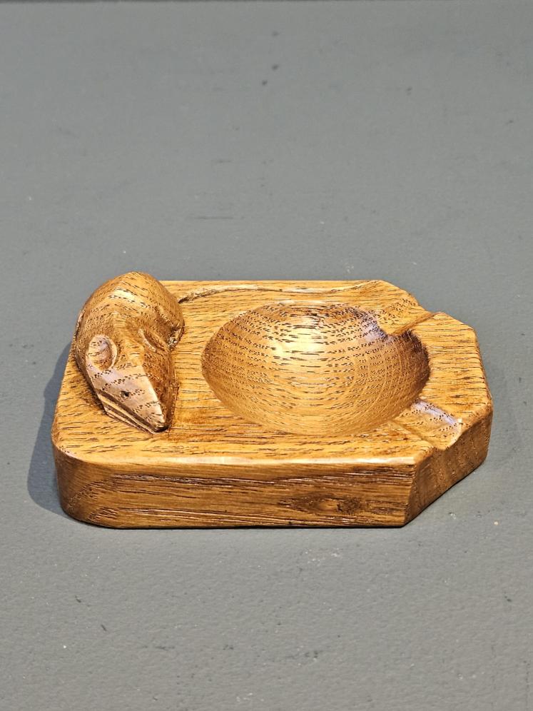 Thompson of Kilburn Mouseman Ash or Pin Tray - Image 3