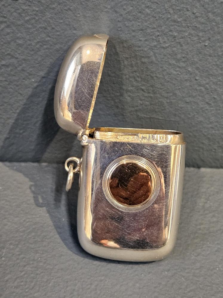 Silver and 9ct Gold Vesta - Image 3