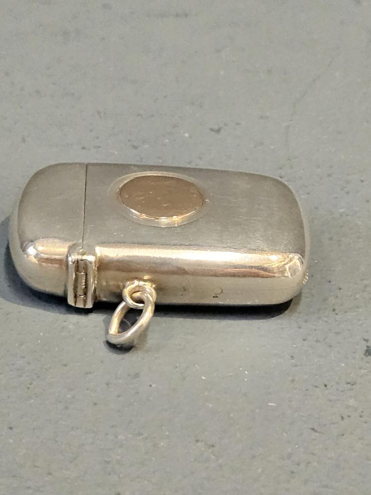 Silver and 9ct Gold Vesta - Image 2