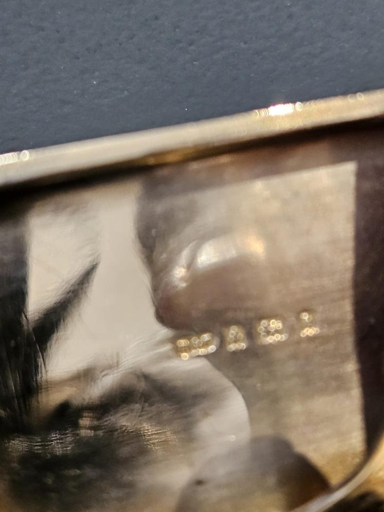 Silver Double Sovereign and Bank Note Case - Image 3