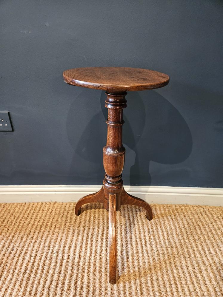 Regency Oak Candle Table  - Image 5
